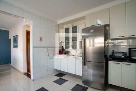 Casa à venda com 340m², 4 quartos e 4 vagasCozinha