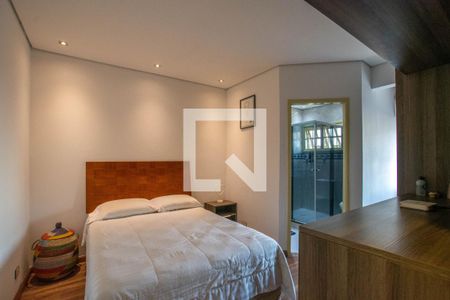 Casa à venda com 340m², 4 quartos e 4 vagasSuíte 2