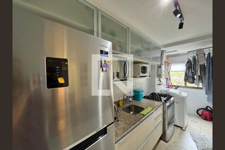 Apartamento para alugar com 84m², 2 quartos e 1 vaga Apartamento para alugar com 84m², 2 quartos e 1 vagaCozinha e Área de Serviço