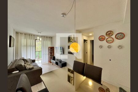 Sala de apartamento para alugar com 2 quartos, 84m² em Recreio dos Bandeirantes, Rio de Janeiro