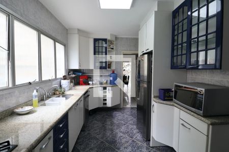 Apartamento para alugar com 200m², 4 quartos e 2 vagasCozinha