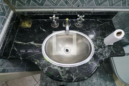 Apartamento para alugar com 200m², 4 quartos e 2 vagasBanheiro Social