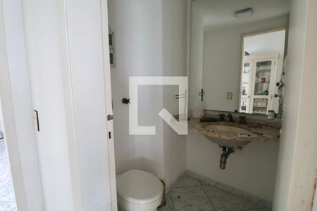 Apartamento para alugar com 200m², 4 quartos e 2 vagasLavabo