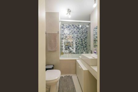 Apartamento à venda com 65m², 2 quartos e 1 vagaBanheiro da Suíte