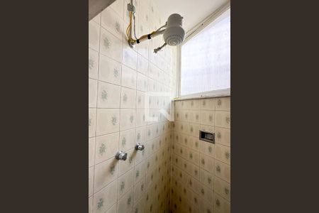 Banheiro de casa de condomínio à venda com 1 quarto, 45m² em Copacabana, Rio de Janeiro
