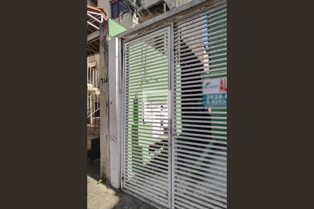 Casa para alugar com 55m², 2 quartos e sem vaga Casa para alugar com 55m², 2 quartos e sem vagaFachada