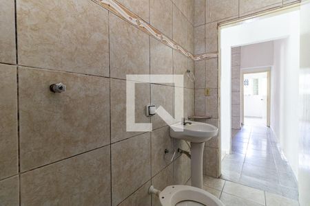 Casa para alugar com 55m², 2 quartos e sem vaga Casa para alugar com 55m², 2 quartos e sem vagaBanheiro