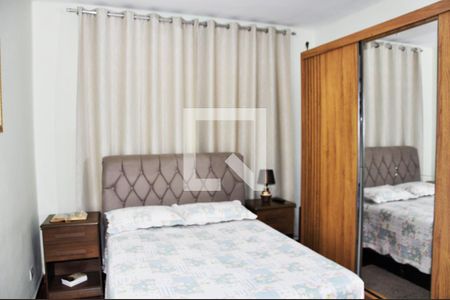 Detalhe - Quarto 01 de casa para alugar com 2 quartos, 125m² em Vila Penteado, São Paulo