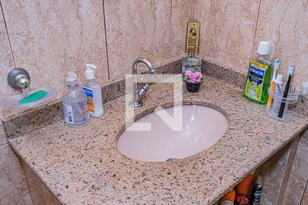 Casa à venda com 163m², 3 quartos e 1 vagaBanheiro suite