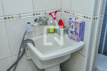 Casa à venda com 163m², 3 quartos e 1 vagaÁrea de serviço