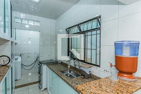 Casa à venda com 163m², 3 quartos e 1 vagaCopa e cozinha