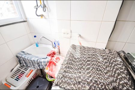 Apartamento para alugar com 49m², 2 quartos e sem vaga Apartamento para alugar com 49m², 2 quartos e sem vagaCozinha e Área de Serviço