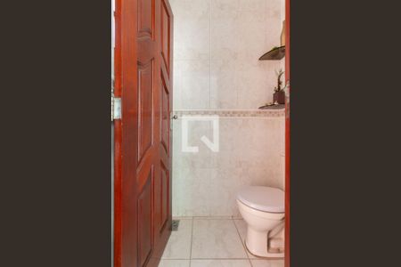 Casa para alugar com 463m², 3 quartos e 10 vagas Casa para alugar com 463m², 3 quartos e 10 vagasLavabo 1