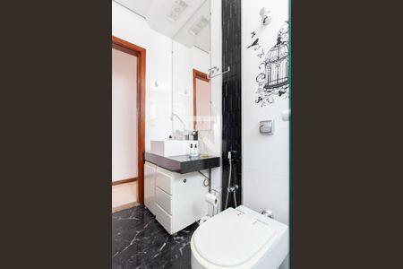 Casa para alugar com 463m², 3 quartos e 10 vagas Casa para alugar com 463m², 3 quartos e 10 vagasBanheiro Social