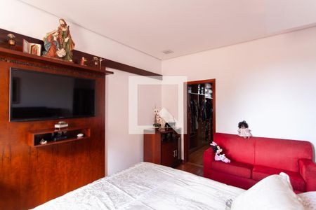 Casa para alugar com 463m², 3 quartos e 10 vagas Casa para alugar com 463m², 3 quartos e 10 vagasSuíte