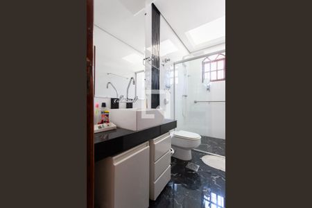 Casa para alugar com 463m², 3 quartos e 10 vagas Casa para alugar com 463m², 3 quartos e 10 vagasBanheiro Social