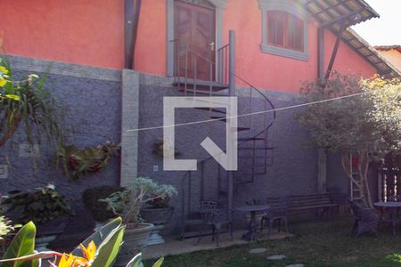 Casa para alugar com 463m², 3 quartos e 10 vagas Casa para alugar com 463m², 3 quartos e 10 vagasSótão - Entrada