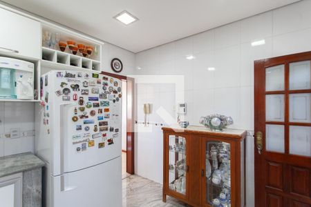 Casa para alugar com 463m², 3 quartos e 10 vagas Casa para alugar com 463m², 3 quartos e 10 vagasCozinha 2