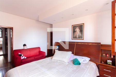 Casa para alugar com 463m², 3 quartos e 10 vagas Casa para alugar com 463m², 3 quartos e 10 vagasSuíte