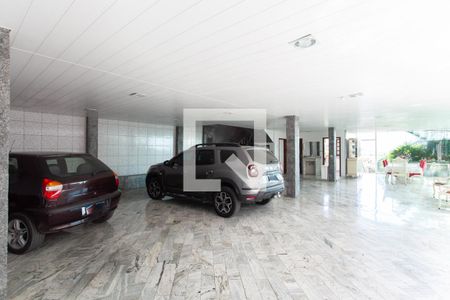 Casa para alugar com 463m², 3 quartos e 10 vagas Casa para alugar com 463m², 3 quartos e 10 vagasGaragem