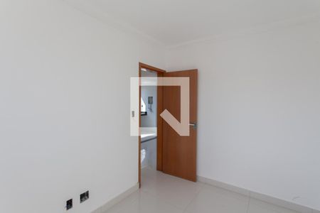 Apartamento à venda com 87m², 2 quartos e 1 vagaQuarto 2