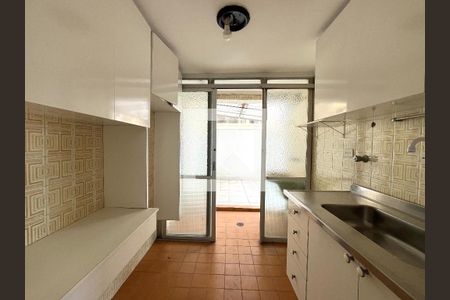 Apartamento à venda com 112m², 1 quarto e 1 vagaCozinha
