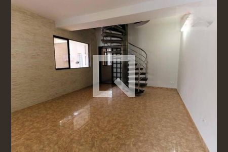 Casa à venda com 5 quartos, 350m² em Vila Carrão, São Paulo