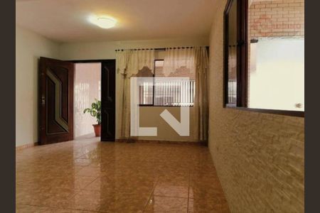 Casa à venda com 5 quartos, 350m² em Vila Carrão, São Paulo