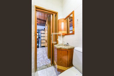 Casa à venda com 160m², 3 quartos e 2 vagas Casa à venda com 160m², 3 quartos e 2 vagasBanheiro de serviço