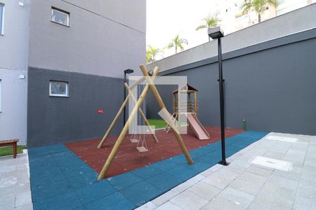 Apartamento para alugar com 31m², 2 quartos e sem vagaÁrea comum - Playground