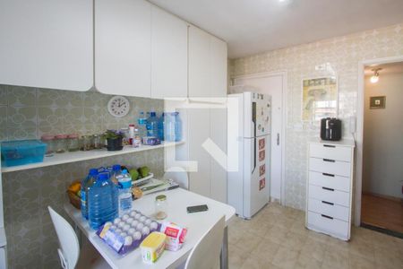 Apartamento à venda com 136m², 2 quartos e 1 vagaCozinha