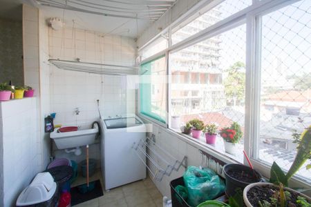 Apartamento à venda com 136m², 2 quartos e 1 vagaÁrea de Serviço