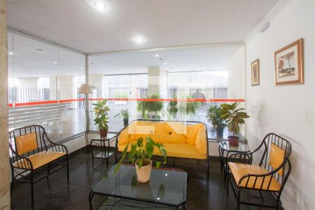 Apartamento à venda com 136m², 2 quartos e 1 vagaHall