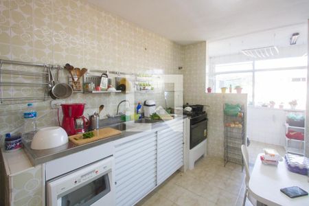 Apartamento à venda com 136m², 2 quartos e 1 vagaCozinha