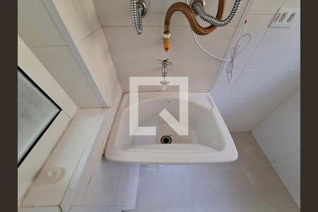 Apartamento à venda com 56m², 2 quartos e 1 vaga Apartamento à venda com 56m², 2 quartos e 1 vagaÁrea de Serviço