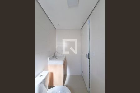 Banheiro de apartamento para alugar com 2 quartos, 56m² em Jardim São Paulo, São Paulo