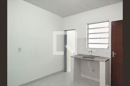 Cozinha de casa para alugar com 1 quarto, 30m² em Cerâmica, São Caetano do Sul