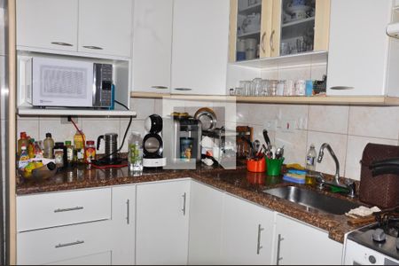 Casa à venda com 203m², 4 quartos e 4 vagasCozinha