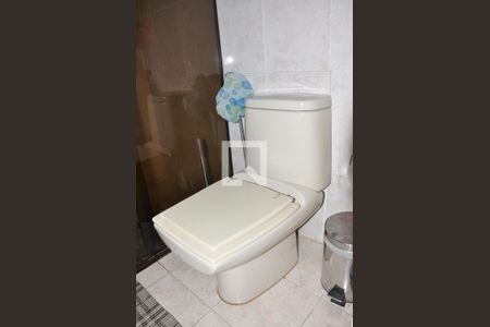 Casa à venda com 203m², 4 quartos e 4 vagasBanheiro Social