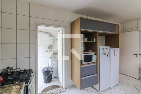 Casa de condomínio para alugar com 250m², 4 quartos e 4 vagas Casa de condomínio para alugar com 250m², 4 quartos e 4 vagasCozinha