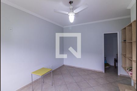 Casa de condomínio para alugar com 250m², 4 quartos e 4 vagas Casa de condomínio para alugar com 250m², 4 quartos e 4 vagasSuíte 2