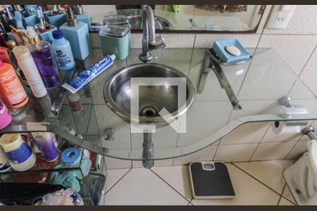 Casa de condomínio para alugar com 250m², 4 quartos e 4 vagas Casa de condomínio para alugar com 250m², 4 quartos e 4 vagasSuíte 1 - Banheiro