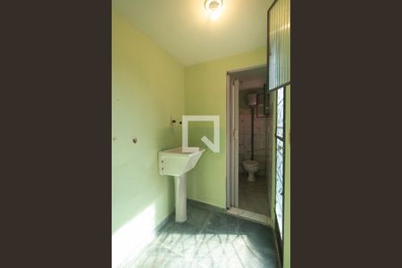 Casa para alugar com 54m², 1 quarto e sem vagaÁrea de Serviço