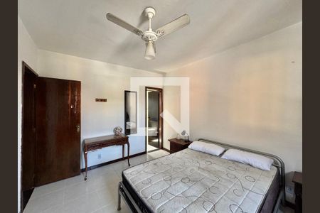 Suíte de casa de condomínio à venda com 4 quartos, 182m² em Vargem Pequena, Rio de Janeiro