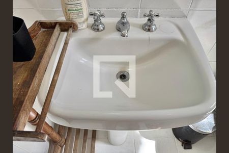 Suíte - Banheiro de casa de condomínio à venda com 4 quartos, 182m² em Vargem Pequena, Rio de Janeiro