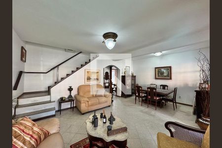 Sala de casa de condomínio à venda com 4 quartos, 182m² em Vargem Pequena, Rio de Janeiro