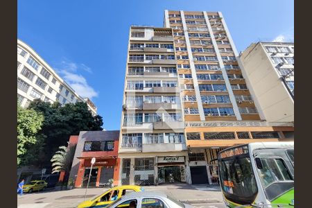 Apartamento à venda com 102m², 3 quartos e 1 vagaFachada e portaria