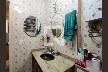 Apartamento à venda com 102m², 3 quartos e 1 vagaBanheiro Corredor