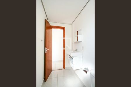 Apartamento para alugar com 46m², 2 quartos e sem vagaBanheiro 