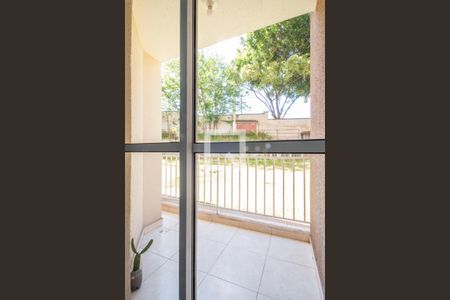 Sacada de apartamento para alugar com 2 quartos, 52m² em Padroeira, Osasco